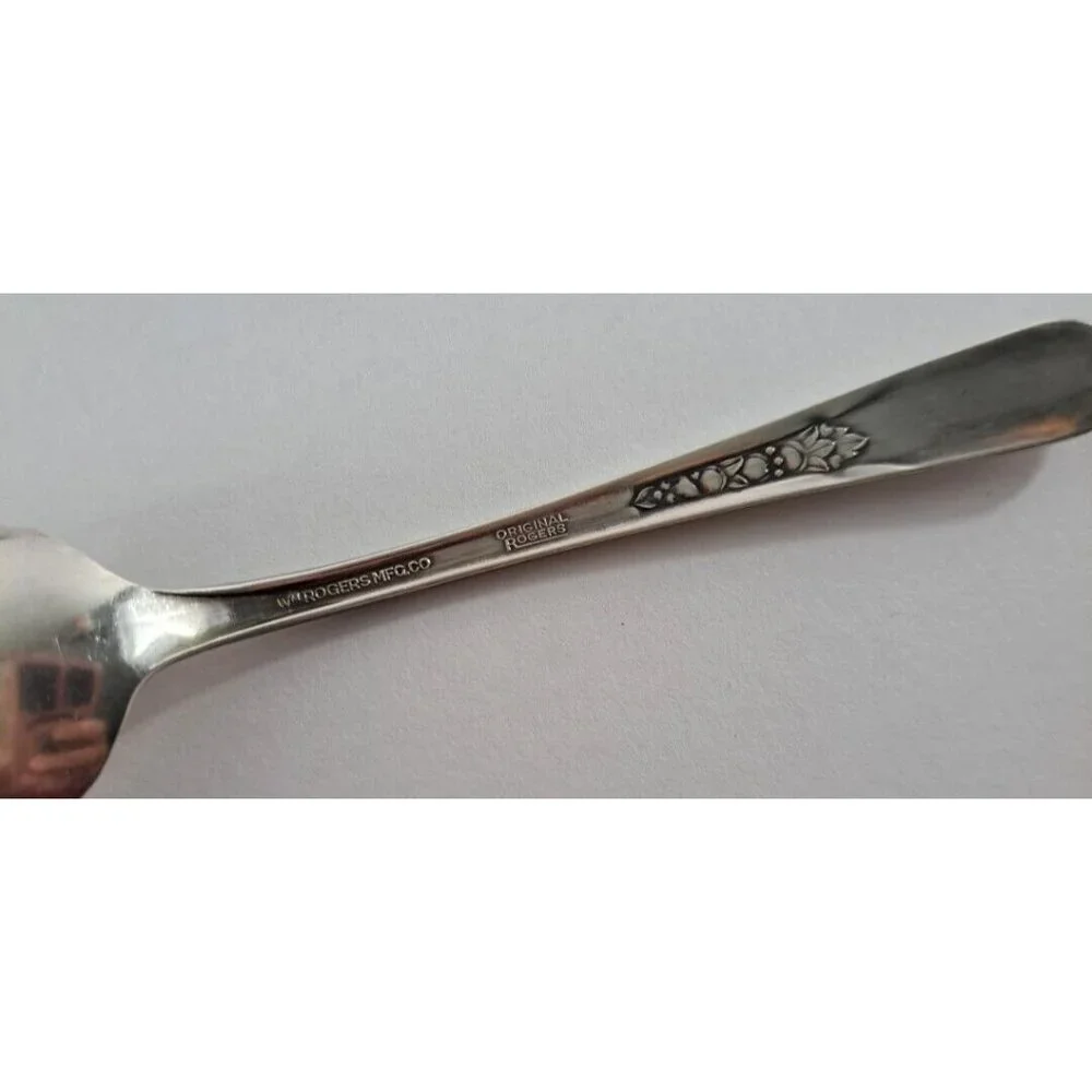 Rogers Priscilla Lady Ann Silverplate Flatware Ice Tea Spoons Fork 12pc Elegant